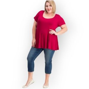 Nwt Celebrity Pink Women's Size 2X Red Scoop Neck Top